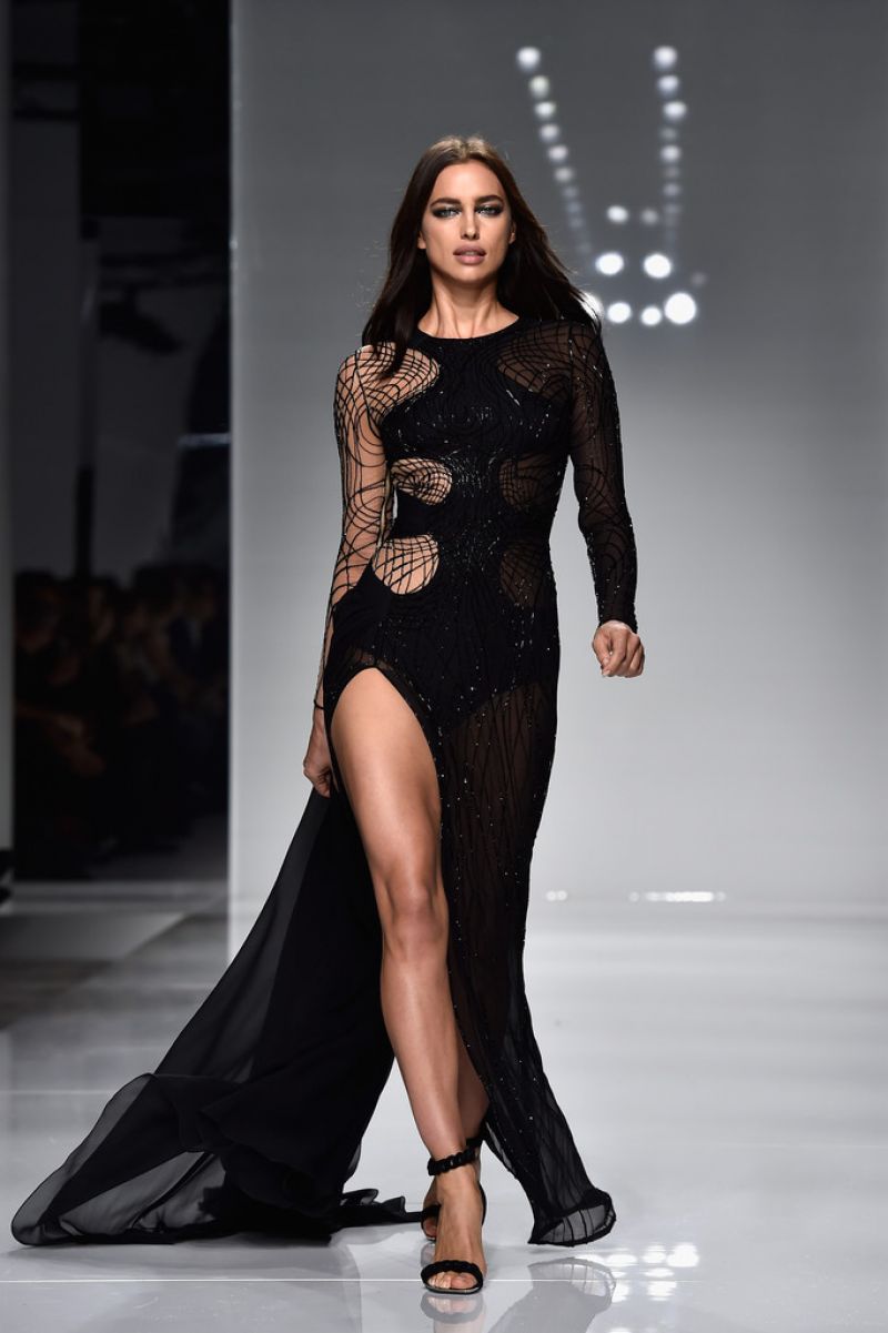 Irina Shayk Runway Of Versace Spring Summer 2016 Fashion Show Paris