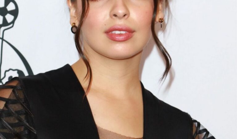 Isabella Gomez 9th Annual Make Up Artist Hair Stylists Guild Awards Los Angeles (6 photos)
