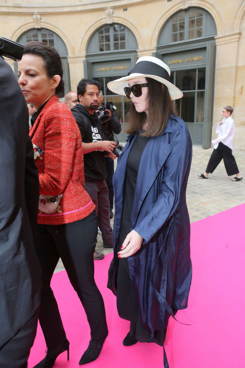 Isabelle Adjani Schiaparelli Haute Couture Fashion Show Paris