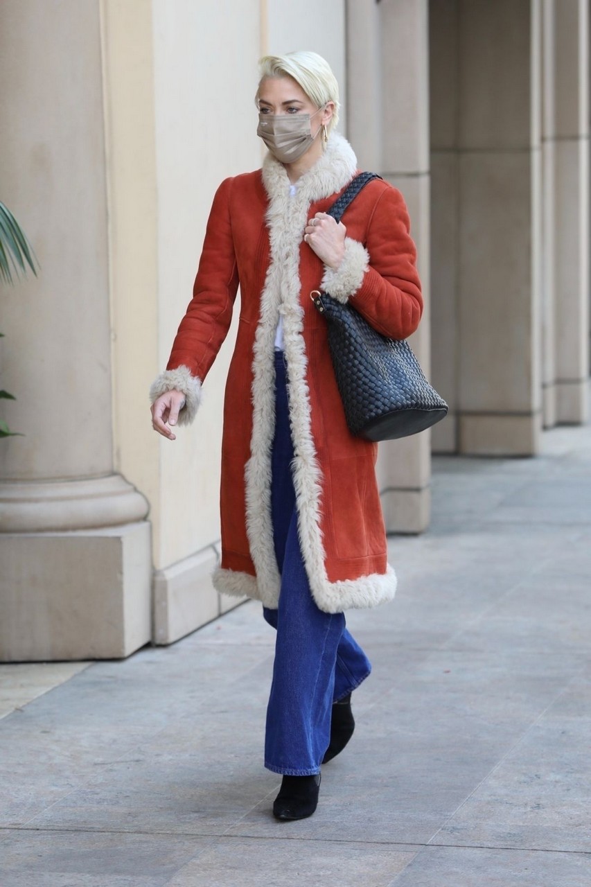 Jaime King Out About Beverly Hills