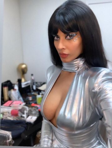 Jameela Hot