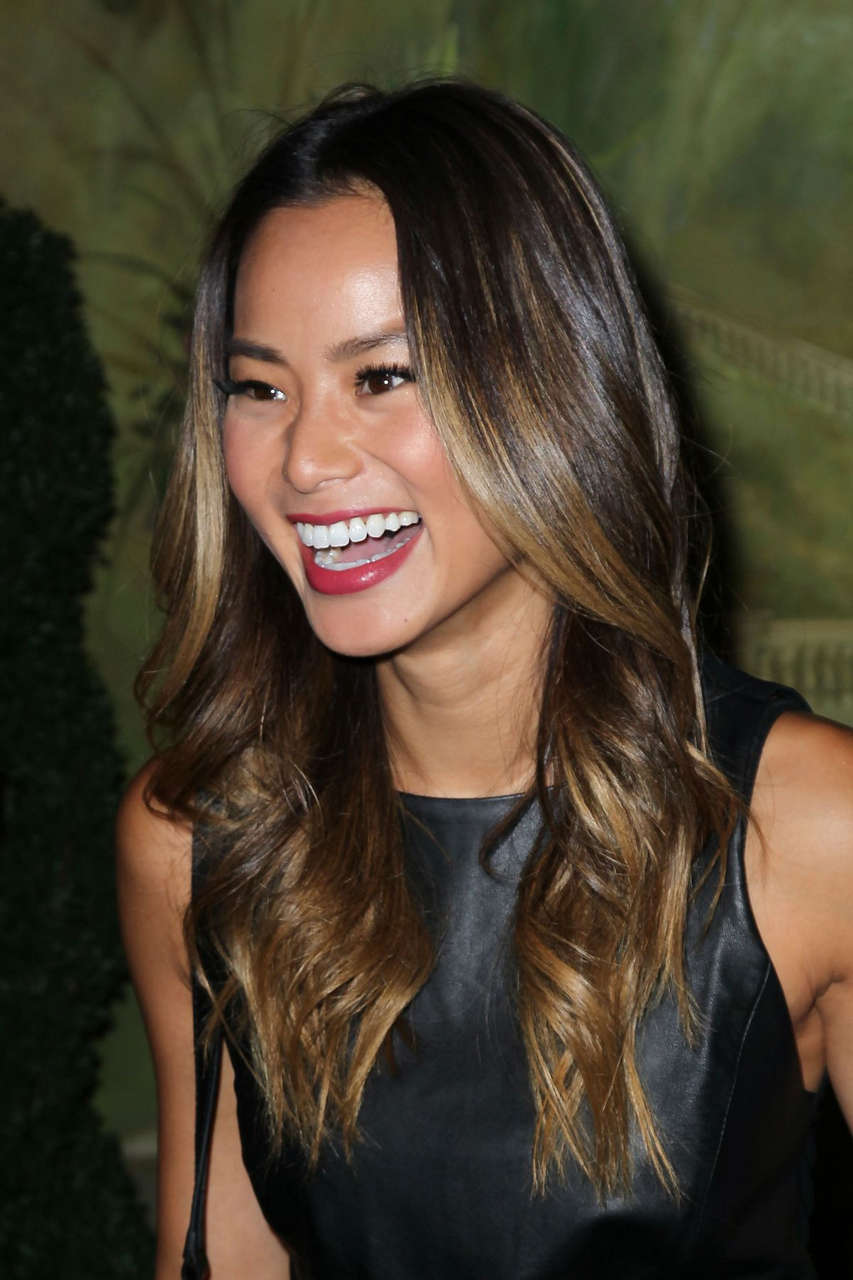 Jamie Chung Alice Olivia By Stacey Bendet Fashion Show New York