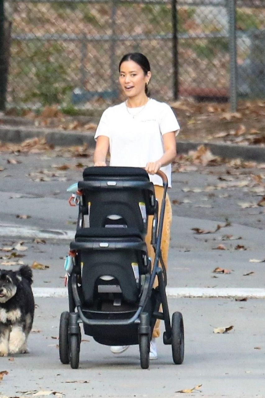 Jamie Chung Out Griffith Park Los Angeles