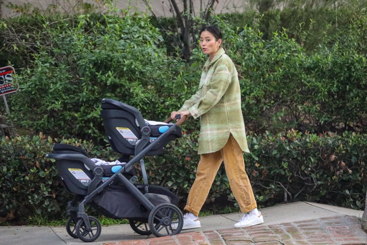 Jamie Chung Out With Her Babys Griffith Park Los Feliz