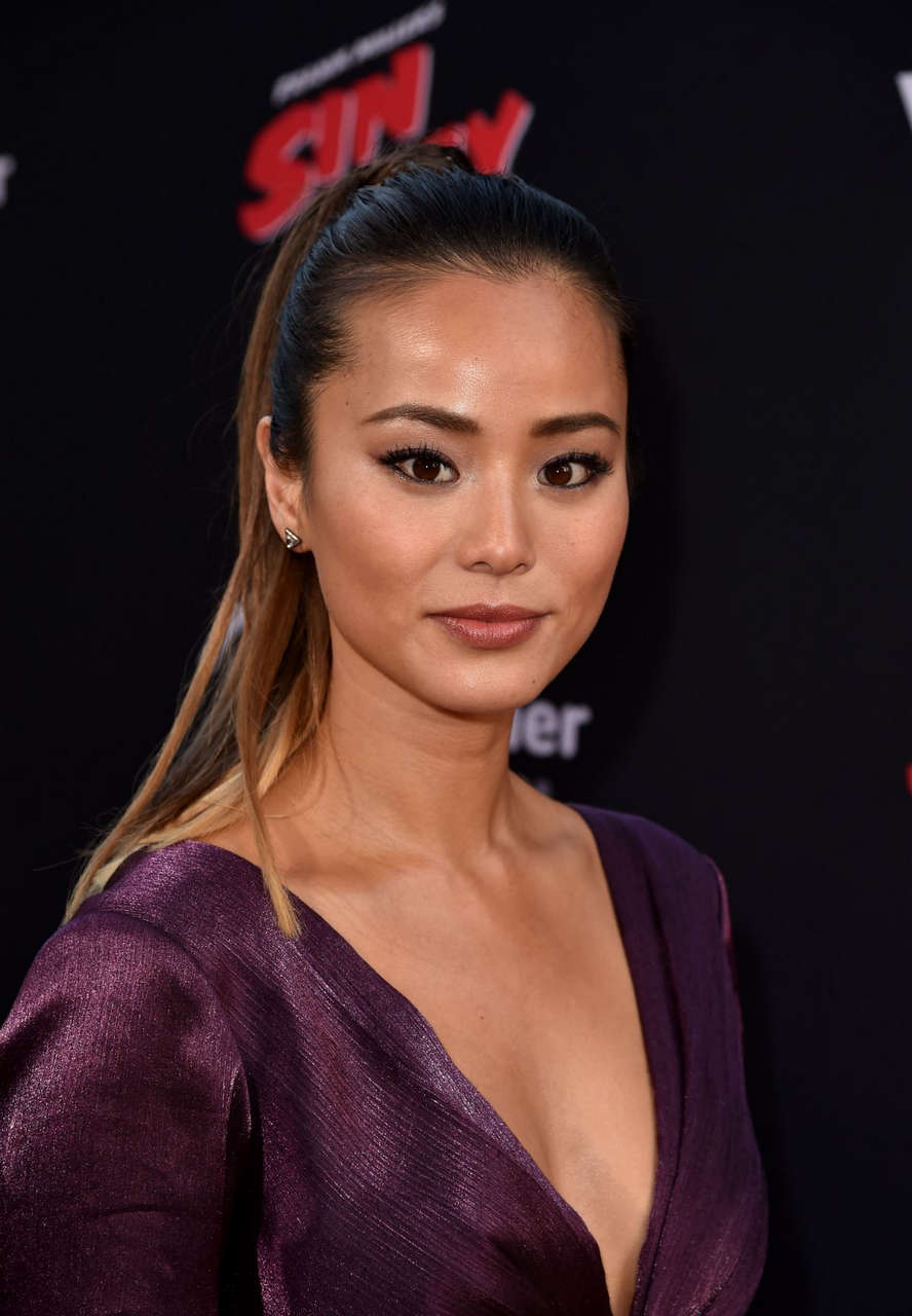 Jamie Chung Sin City Dame Kill For Premiere Los Angeles