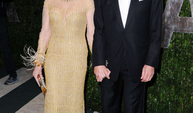 Jane Fonda 2012 Vanity Fair Oscar Party Sunset Tower (2 photos)