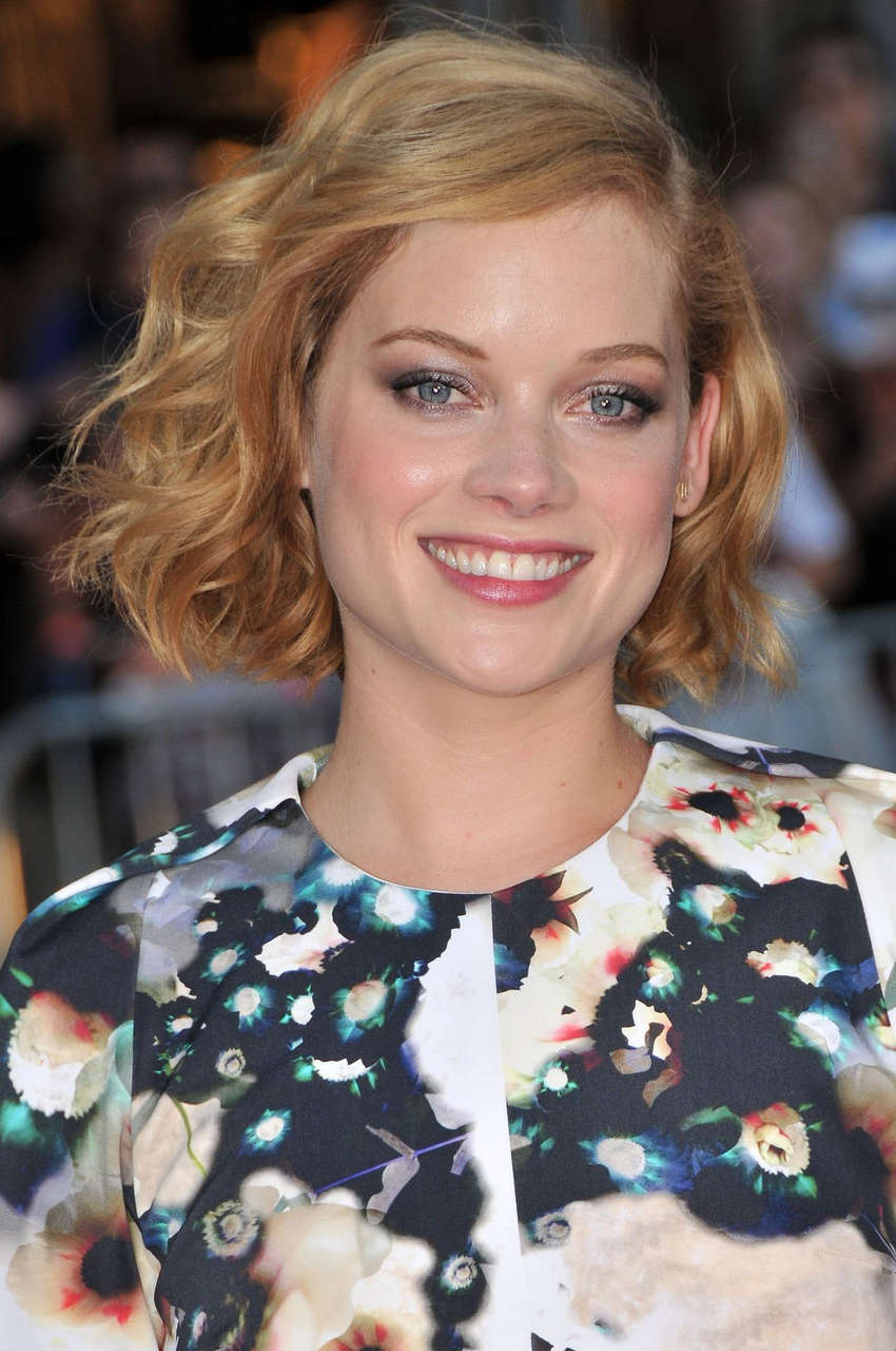 Jane Levy This Is Where I Leave You Premiere Los Angeles