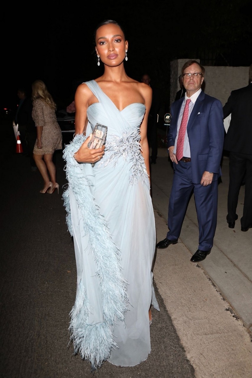 Jasmine Tookes Arrives Paris Hilton S Wedding Party Beverly Hills