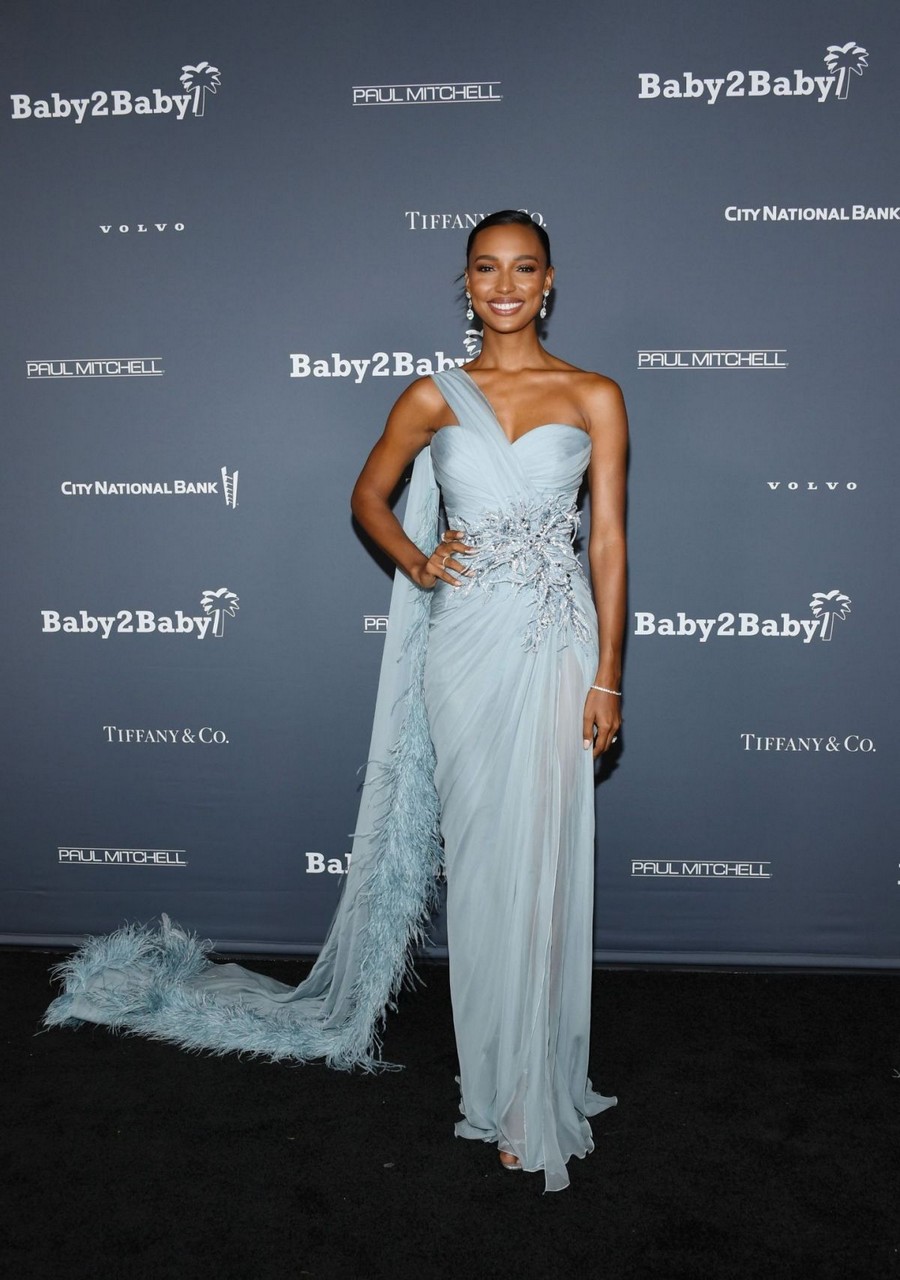 Jasmine Tookes Baby2baby 10 Year Gala Los Angeles