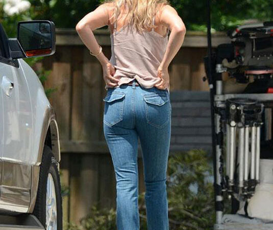 Jennifer Aniston Jeans Set Were Millers Wilmington (8 photos)