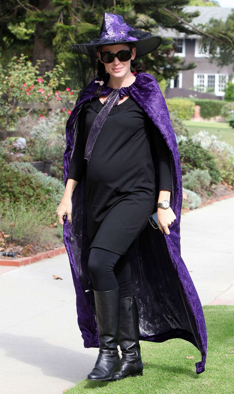 Jennifer Garner As Witch