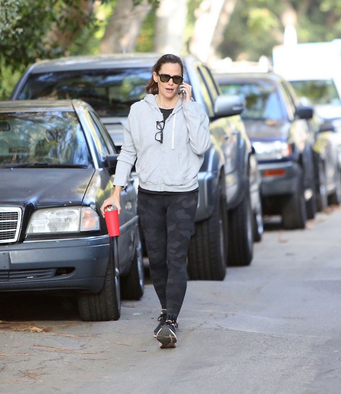 Jennifer Garner Out Brentwood