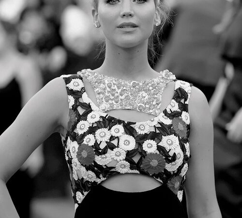 Jennifer Lawrence Attends The China Through The (1 photo)