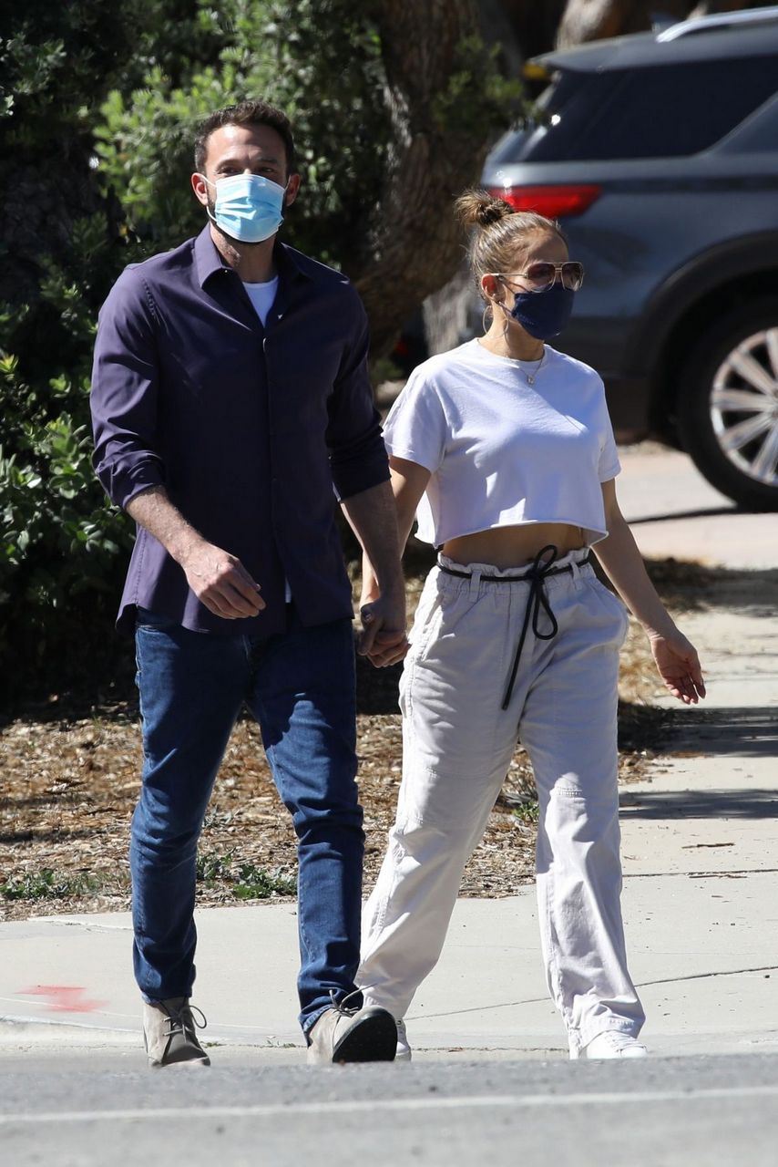 Jennifer Lopez And Ben Affleck Hold Hands Out Los Angeles