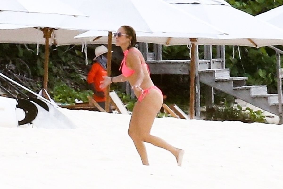 Jennifer Lopez Bikini Beach Turk Caicos