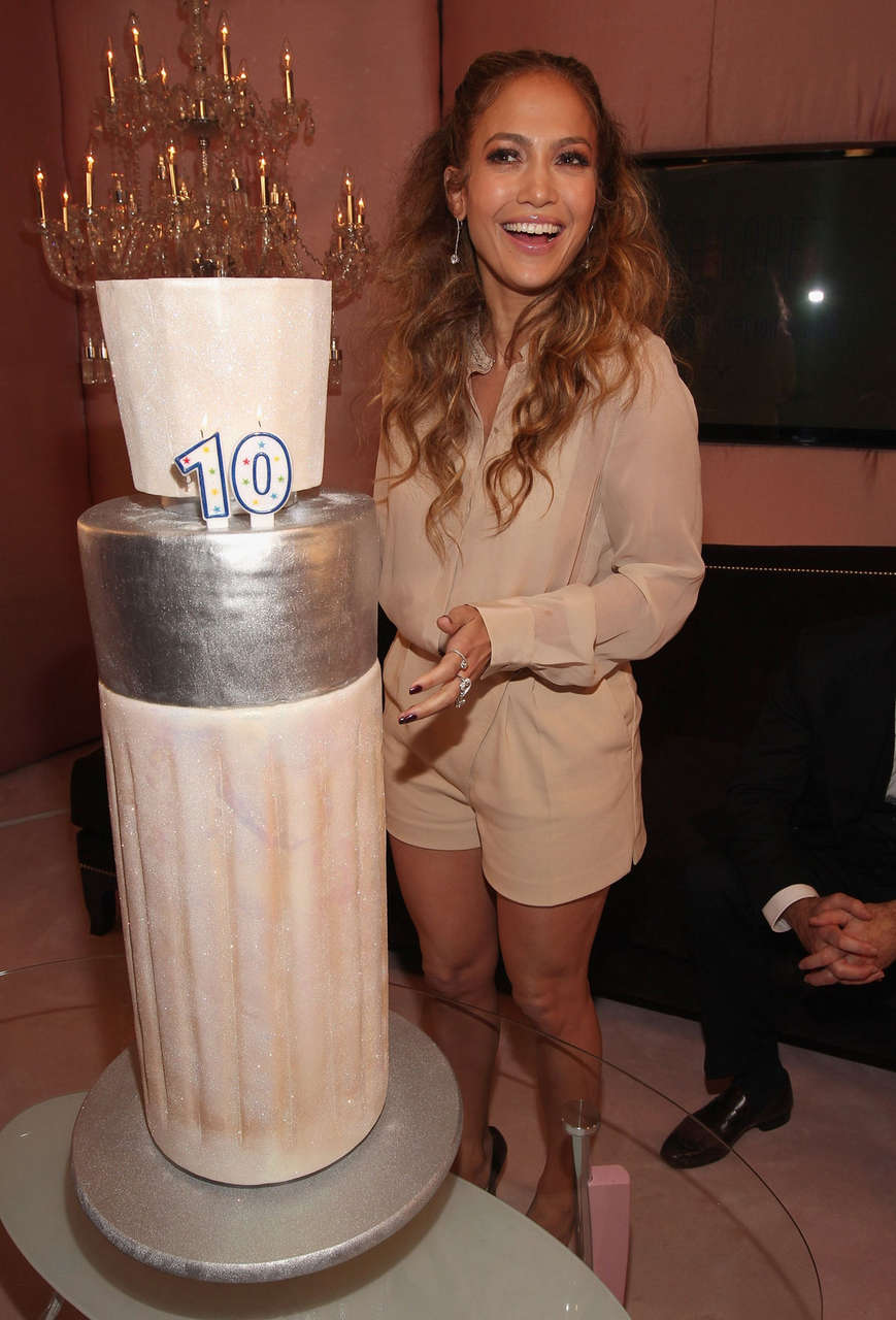 Jennifer Lopez Glowing By Jlo Fragrance Launch Los Angeles