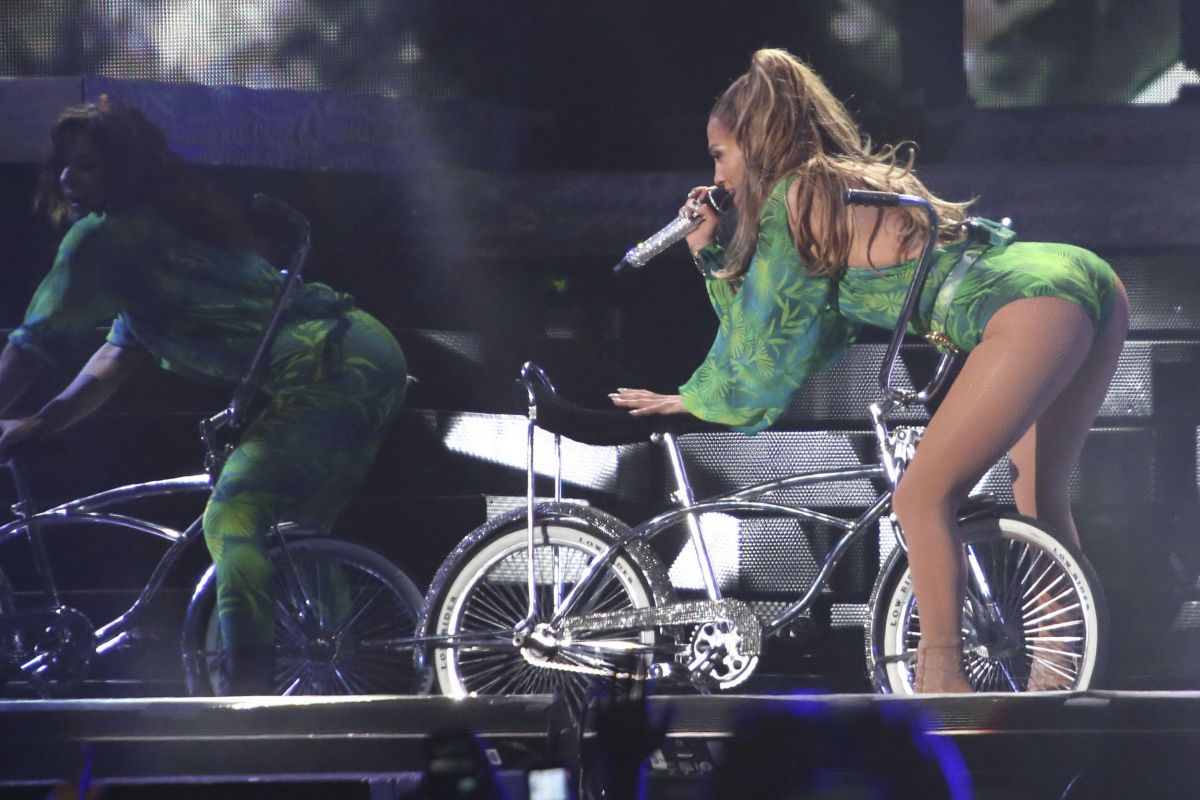 Jennifer Lopez Performs Concert Bronx