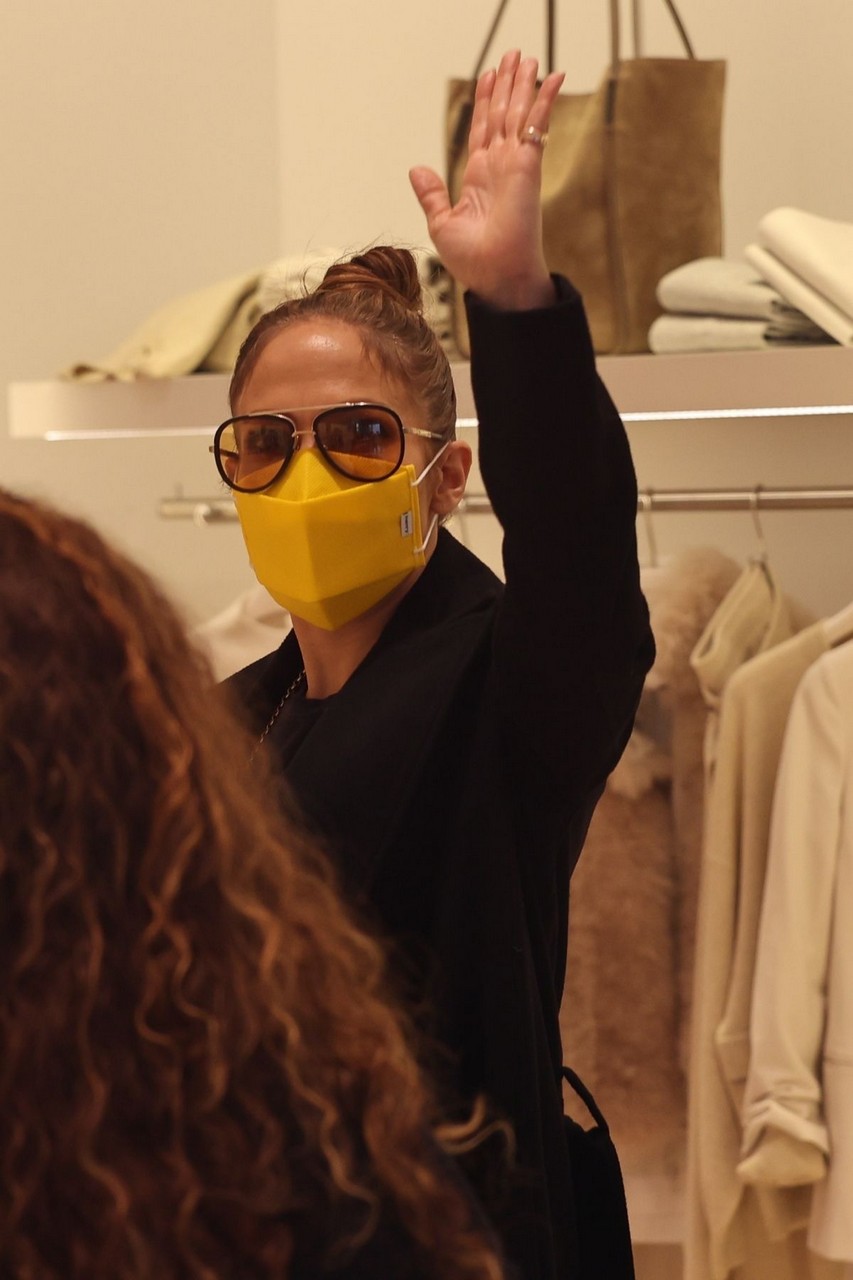 Jennifer Lopez Shopping Rodeo Drive Beverly Hills