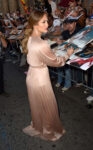 Jennifer Lopez What To Expect When Youre Expecting Premiere Los Angeles