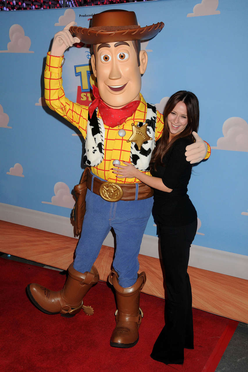 Jennifer Love Hewitt Disney Ice Presents Toy Story