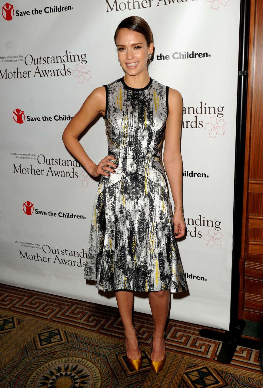 Jessica Alba 2012 Outstanding Mother Awards New York