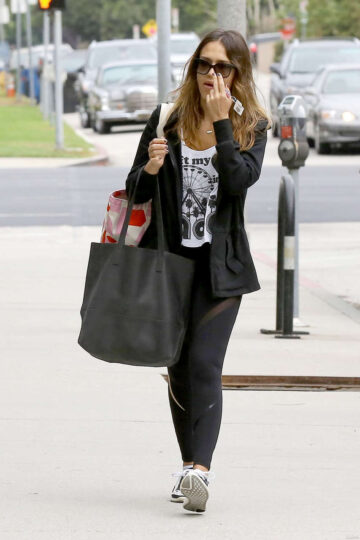 Jessica Alba Heads Gym Los Angeles