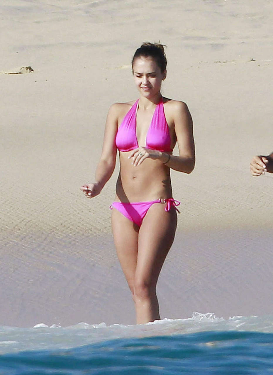 Jessica Alba Pink Bikini Cabo San Lucas