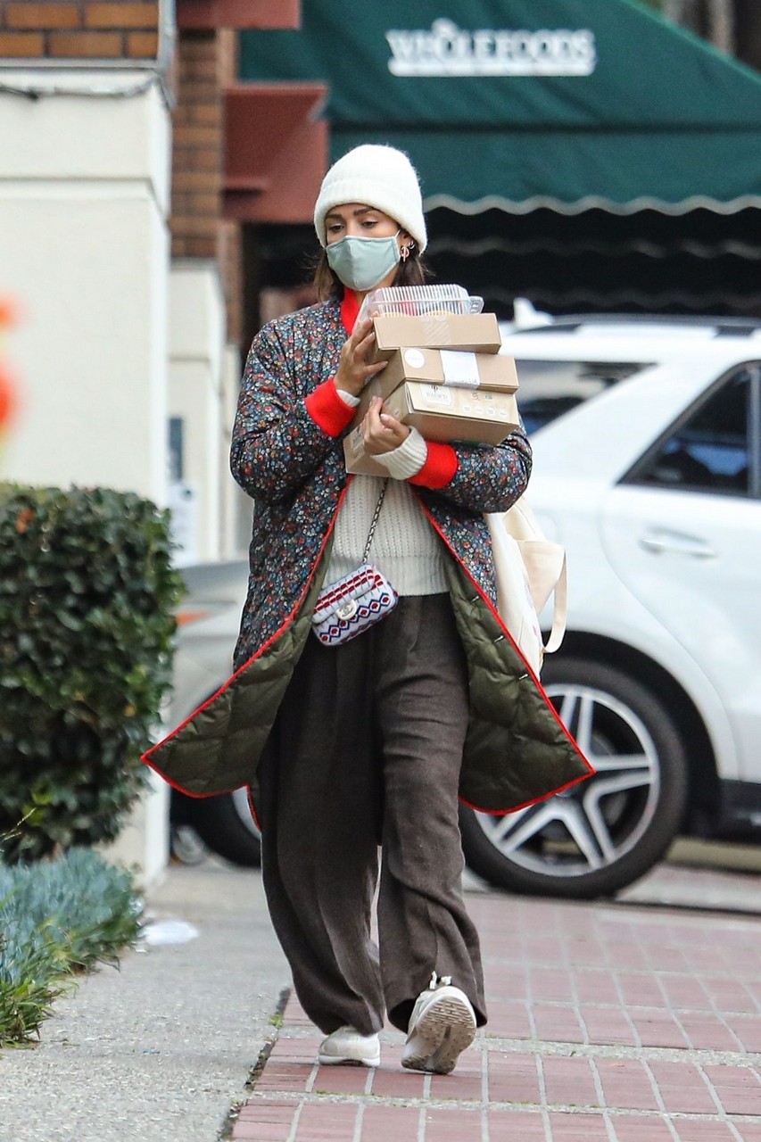 Jessica Alba Shopping Whole Foods Los Angeles