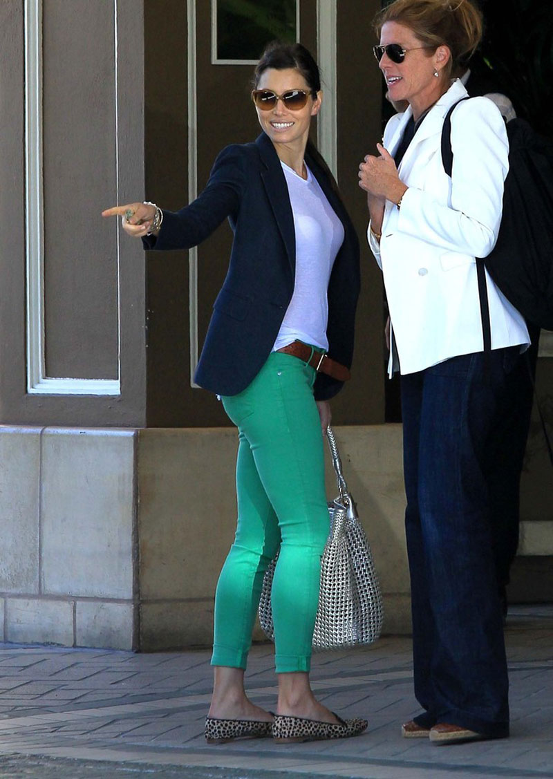 Jessica Biel Green Jeans Four Seasons Hotel Beverly Hills