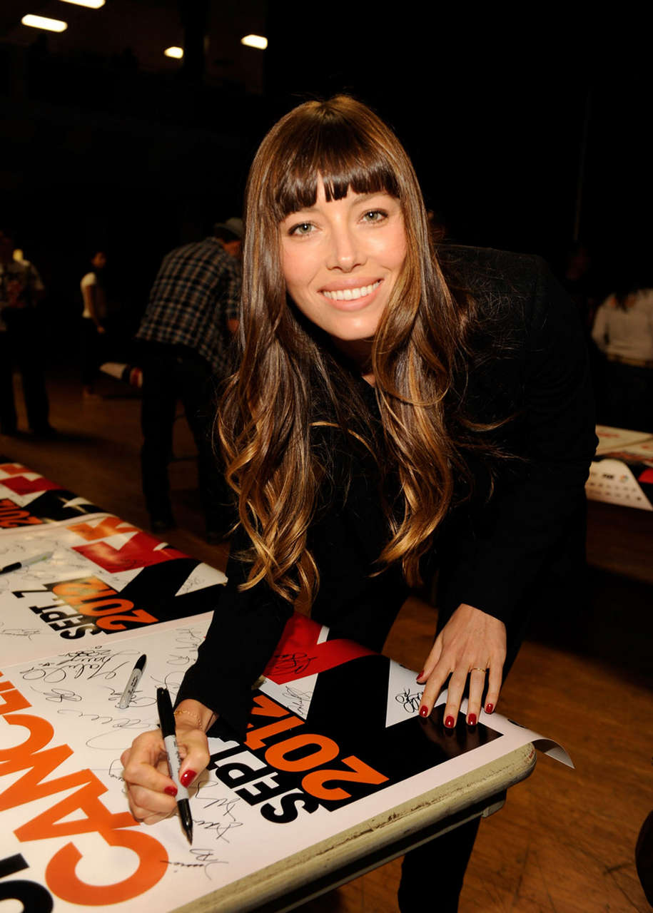 Jessica Biel Stand Up To Cancer Event Los Angeles