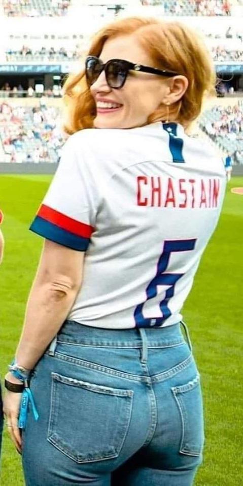 Jessica Chastain Hot
