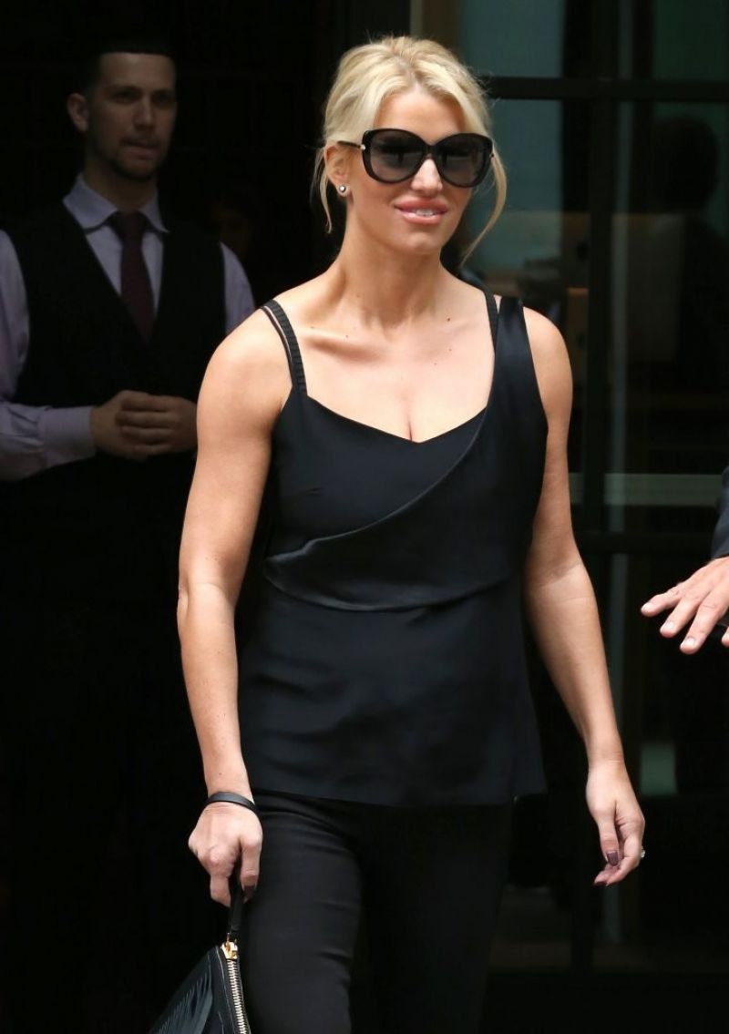 Jessica Simpson Out About New York