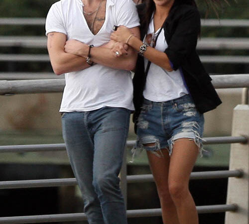 Jessica Szohr With Ed Westwick (1 photo)