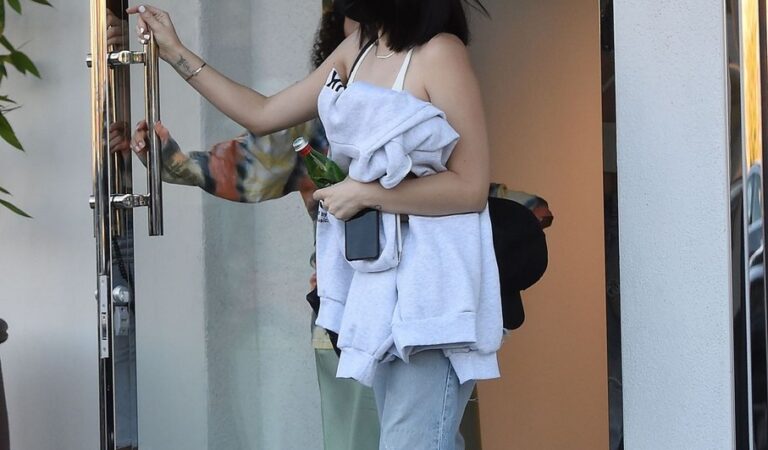 Jessie J Leves Hair Salon West Hollywood (7 photos)