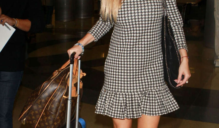 Joanna Krupa Arrive Lax Airport Los Angeles (18 photos)
