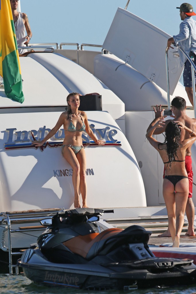 Joanna Krupa Bikini Topless