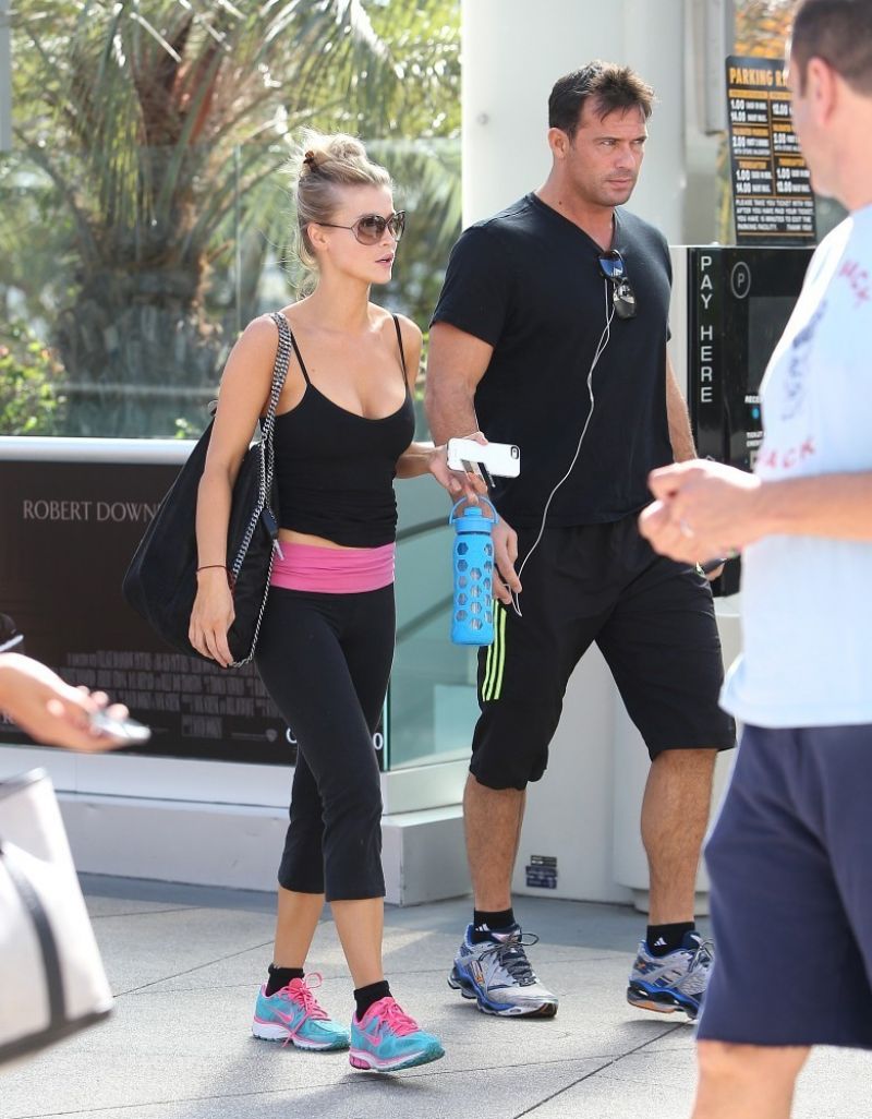 Joanna Krupa Tights Heading Gym Los Angeles