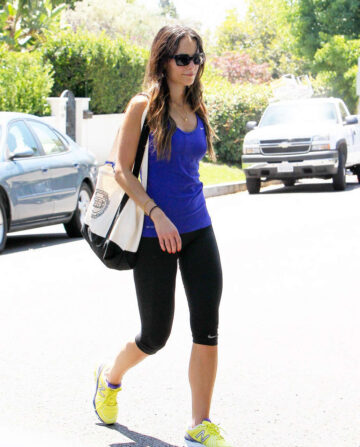 Jordana Brewster Heading To Gym Los Angeles