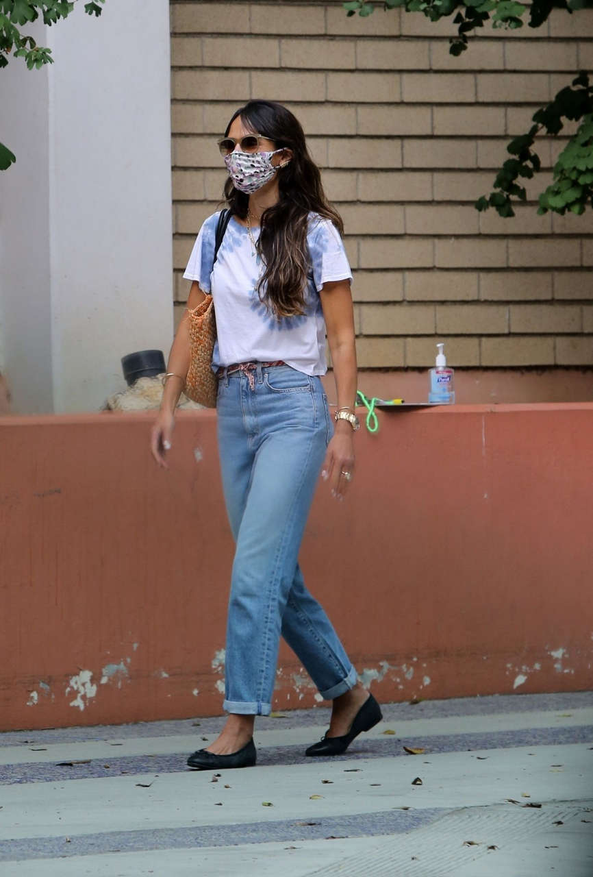 Jordana Brewster Out About Los Angeles