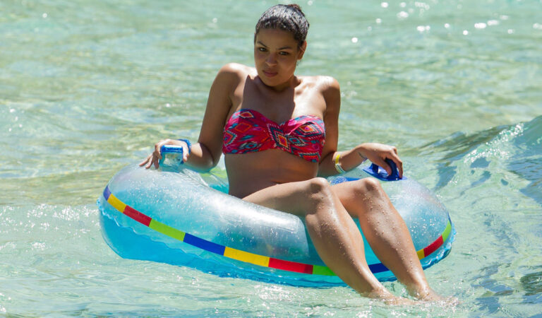 Jordin Sparks Bikini Beach Bahamas (36 photos)