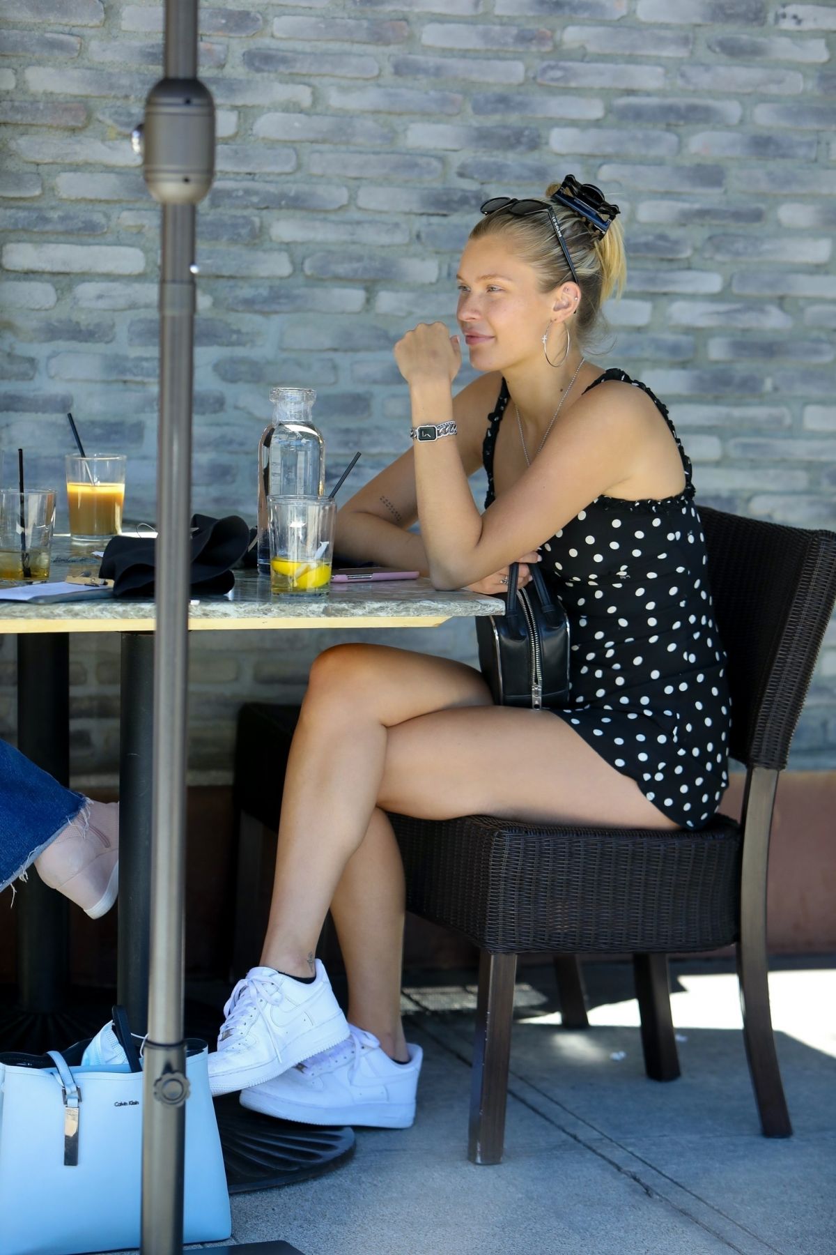 Josie Canseco Out For Lunch Granville American Restaurant Studio City