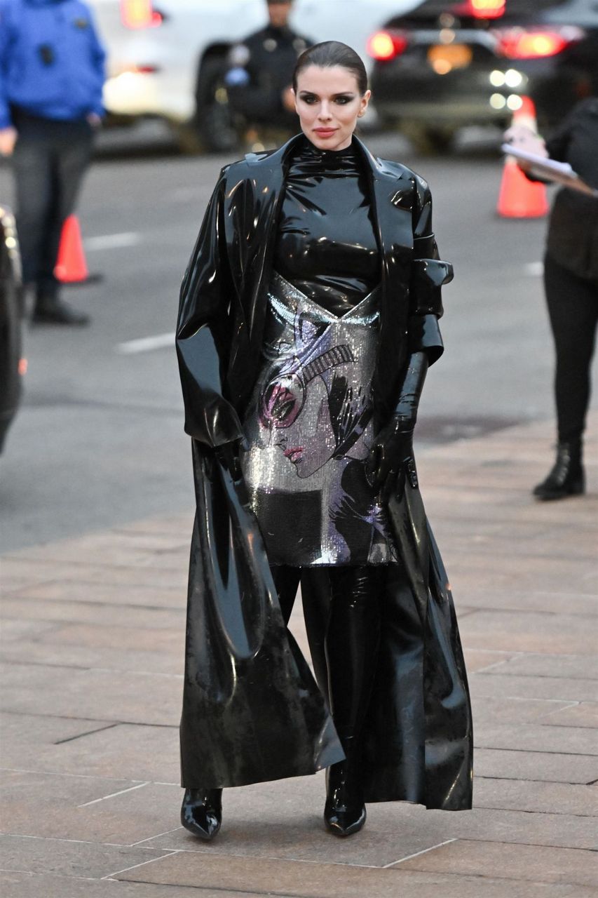 Julia Fox Arrives Batman Premiere New York