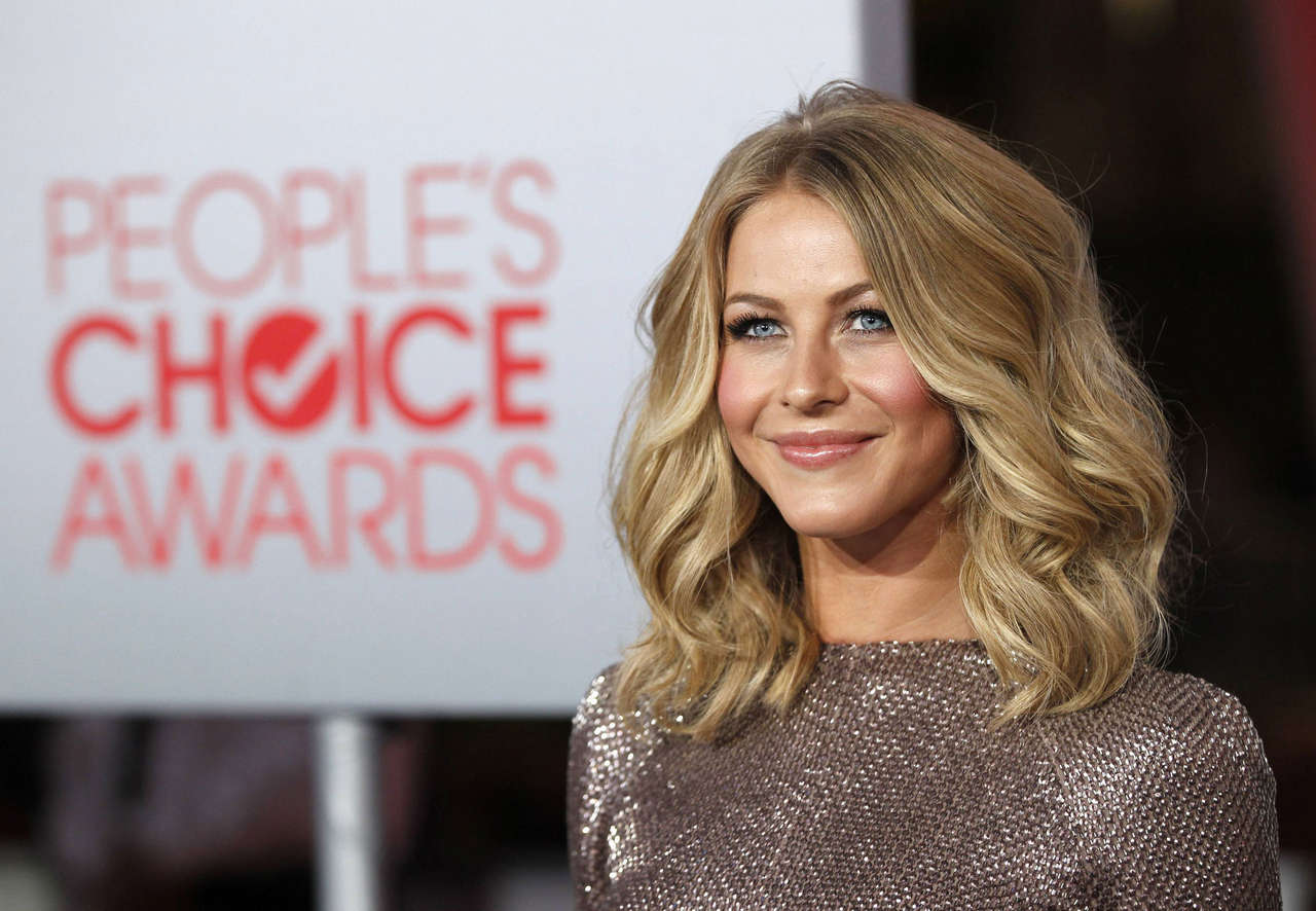 Julianne Hough 2012 Peoples Choice Awards Nokia Theatre Los Angeles
