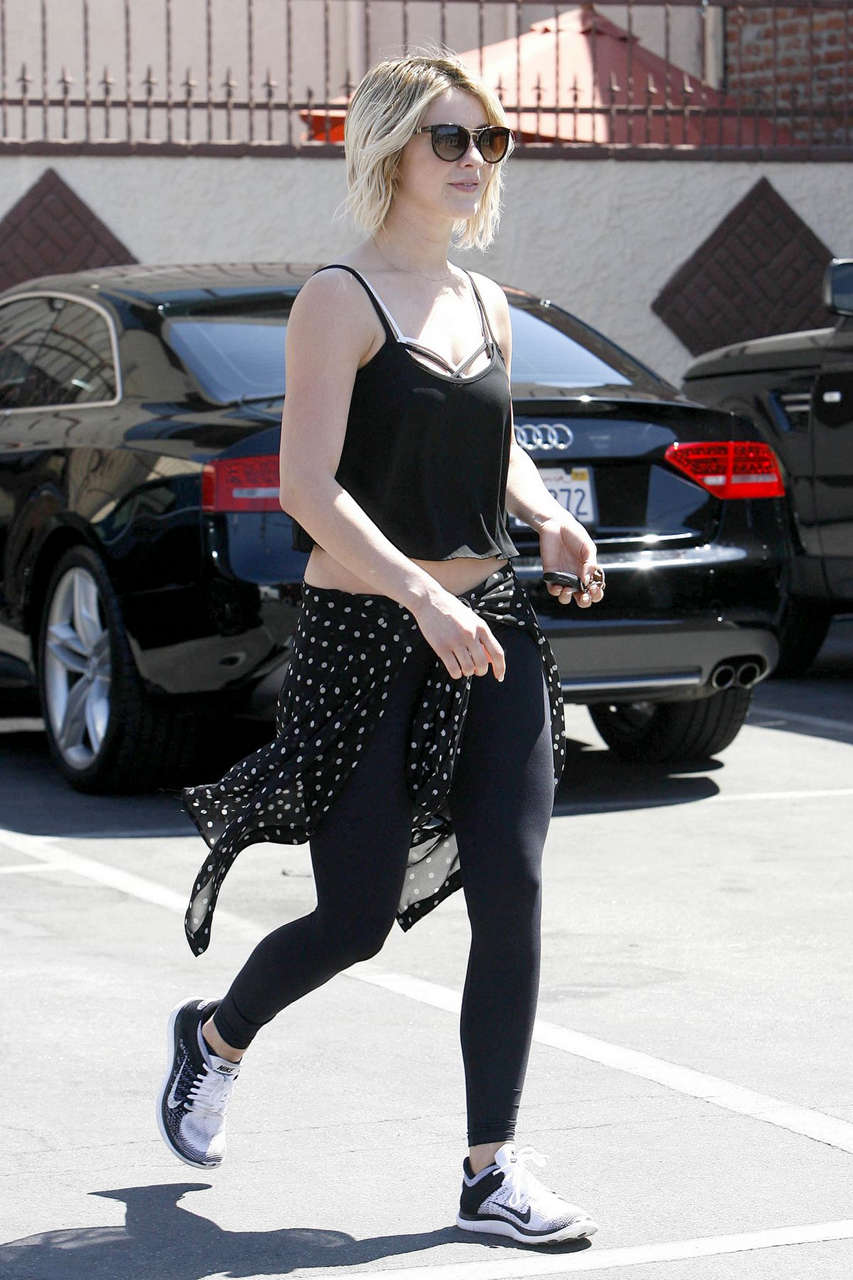 Julianne Hough Leaves Dwts Rehearsals Hollywood