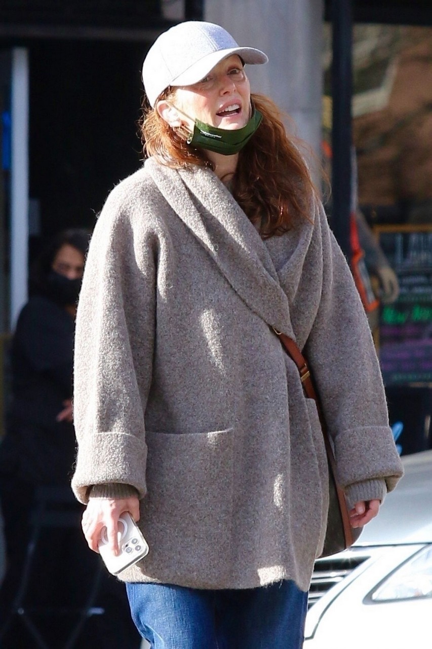 Julianne Moore Out About New York