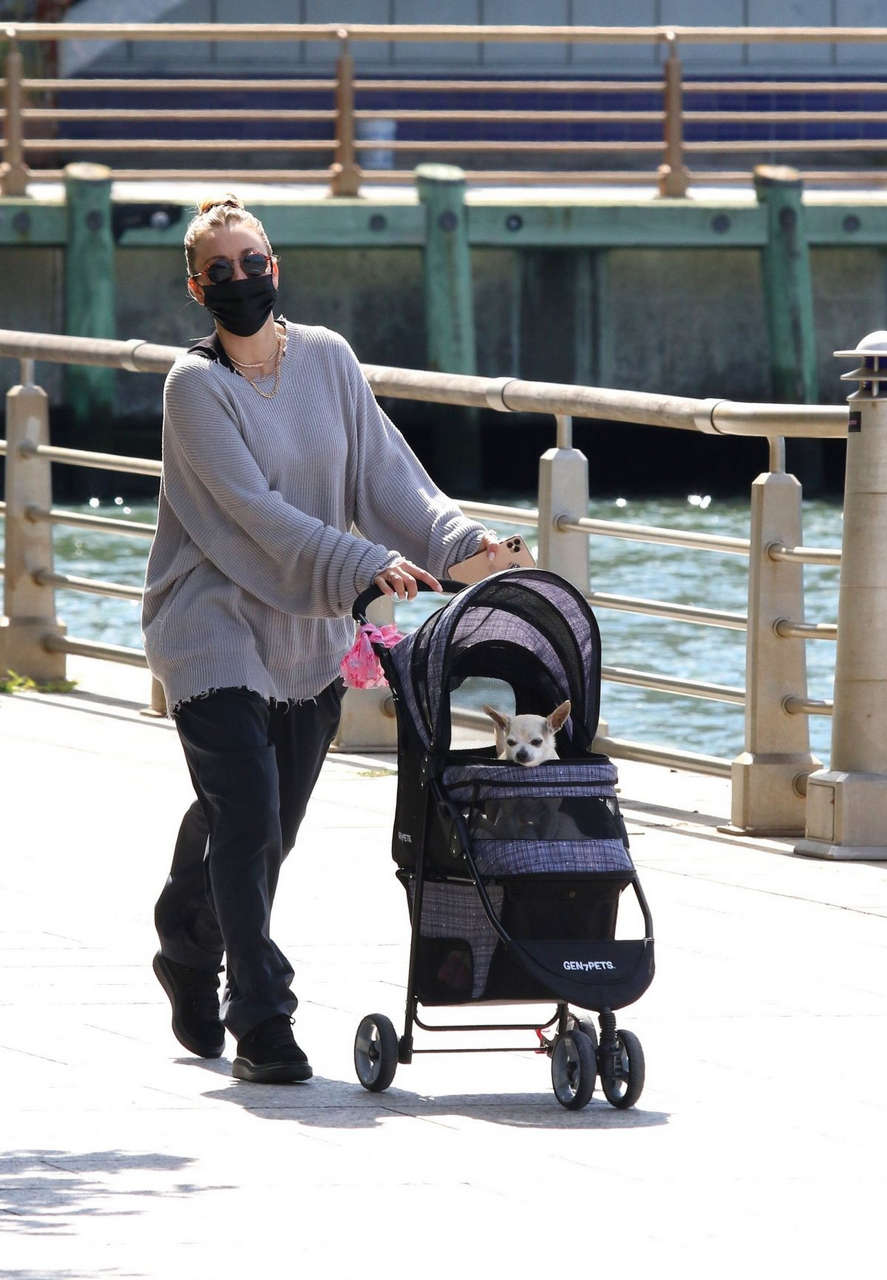 Kaley Cuoco Out With Her Dog Manhattans Hudson River Park