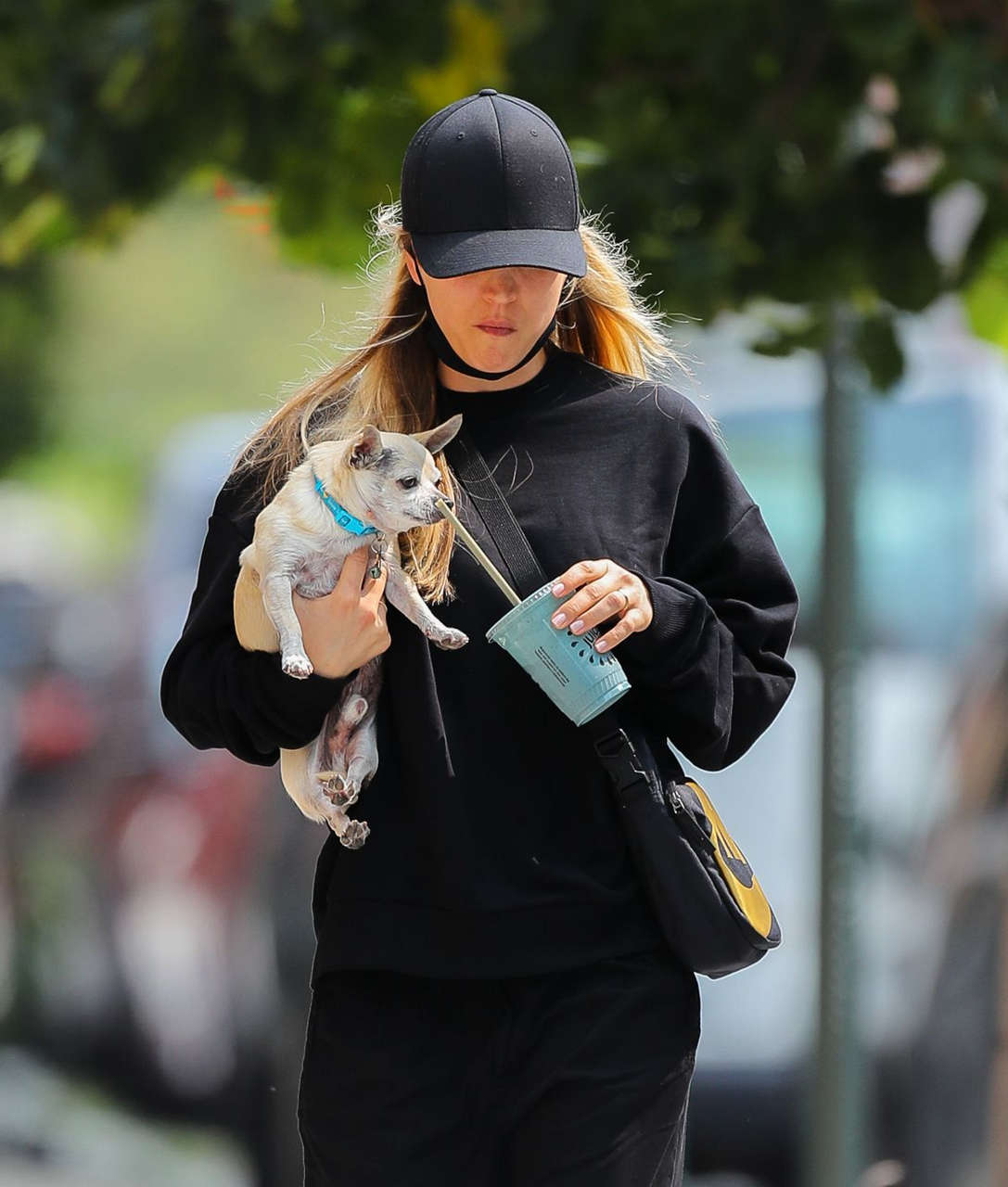 Kaley Cuoco Out With Her Dog New York
