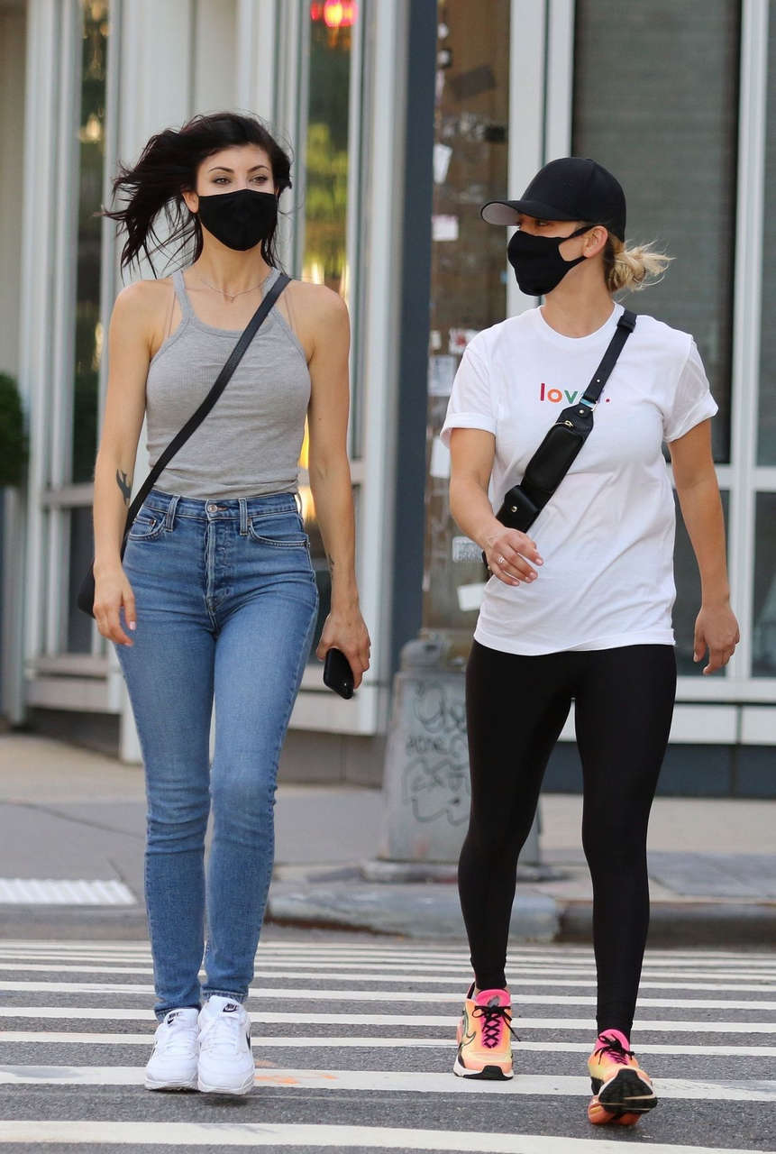 Kaley Cuoco Out With Her Sister New York