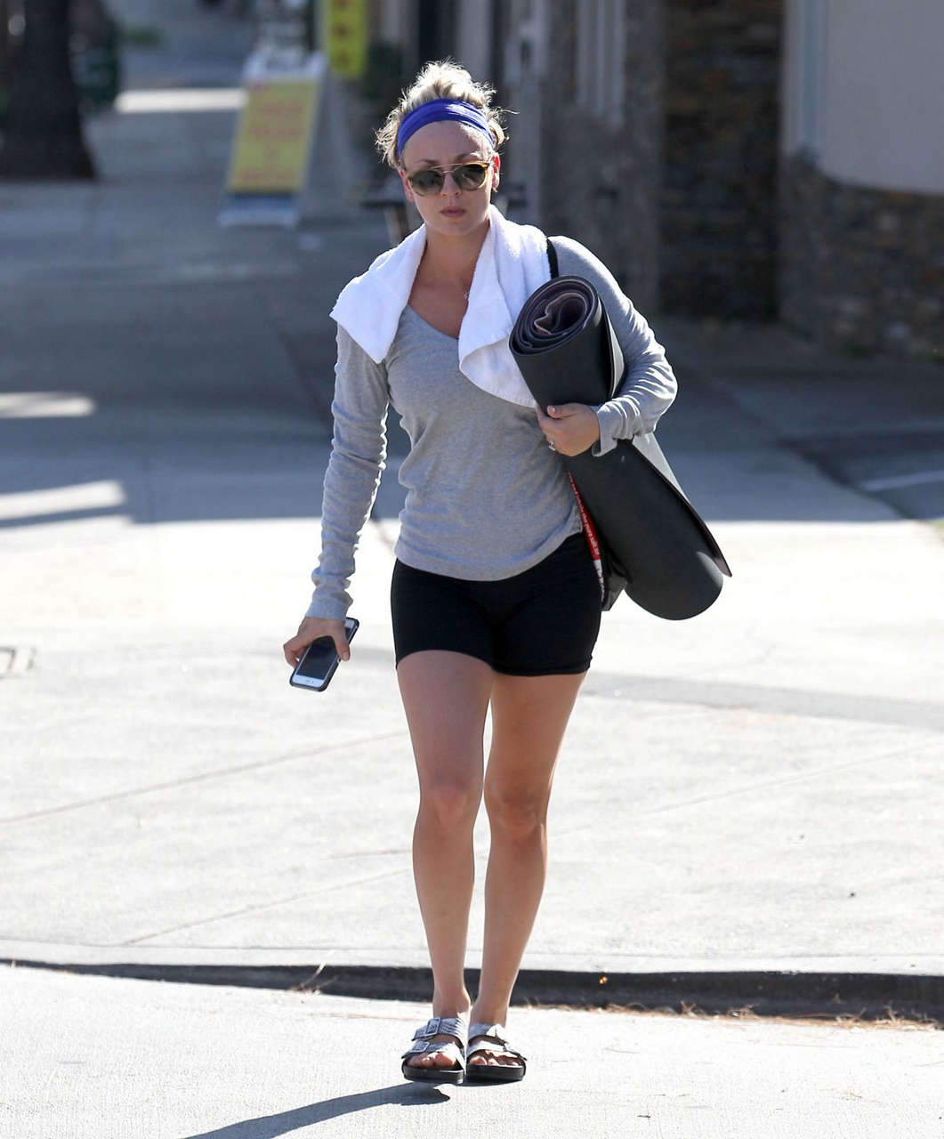 Kaley Cuoco Tight Shorts Leaves Gym Los Angeles
