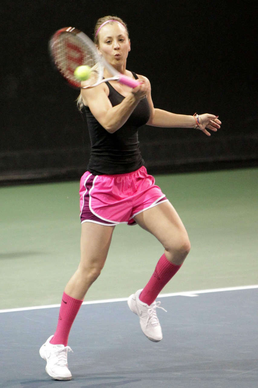 Kaley Cuococ At Charity Tennis Match Calabasas